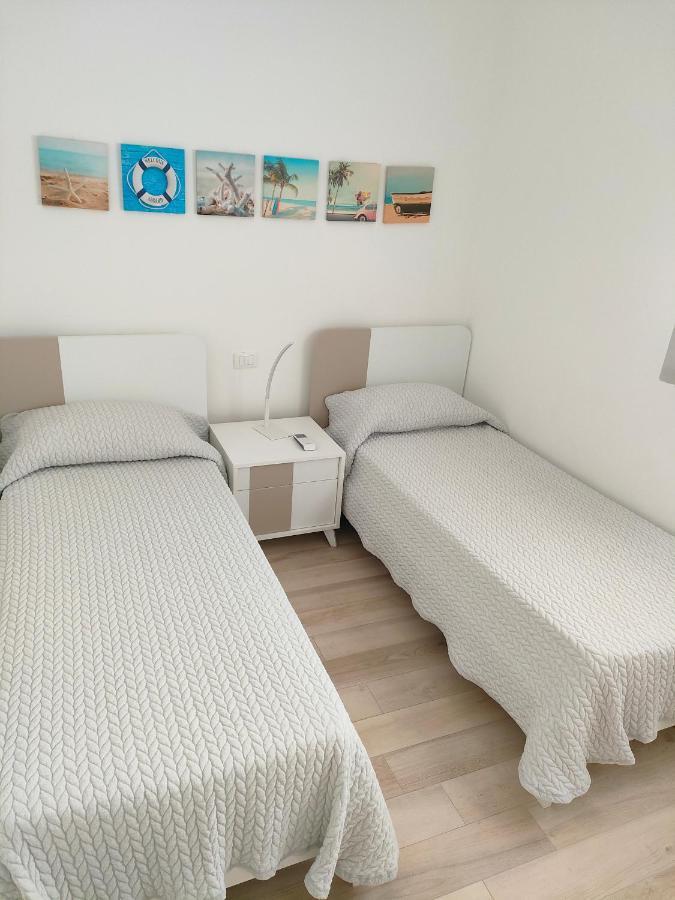 Sun Beach Residence Con Piscina - Piazza Brescia - Adria Holiday Jesolo - Family Apartments Exterior foto