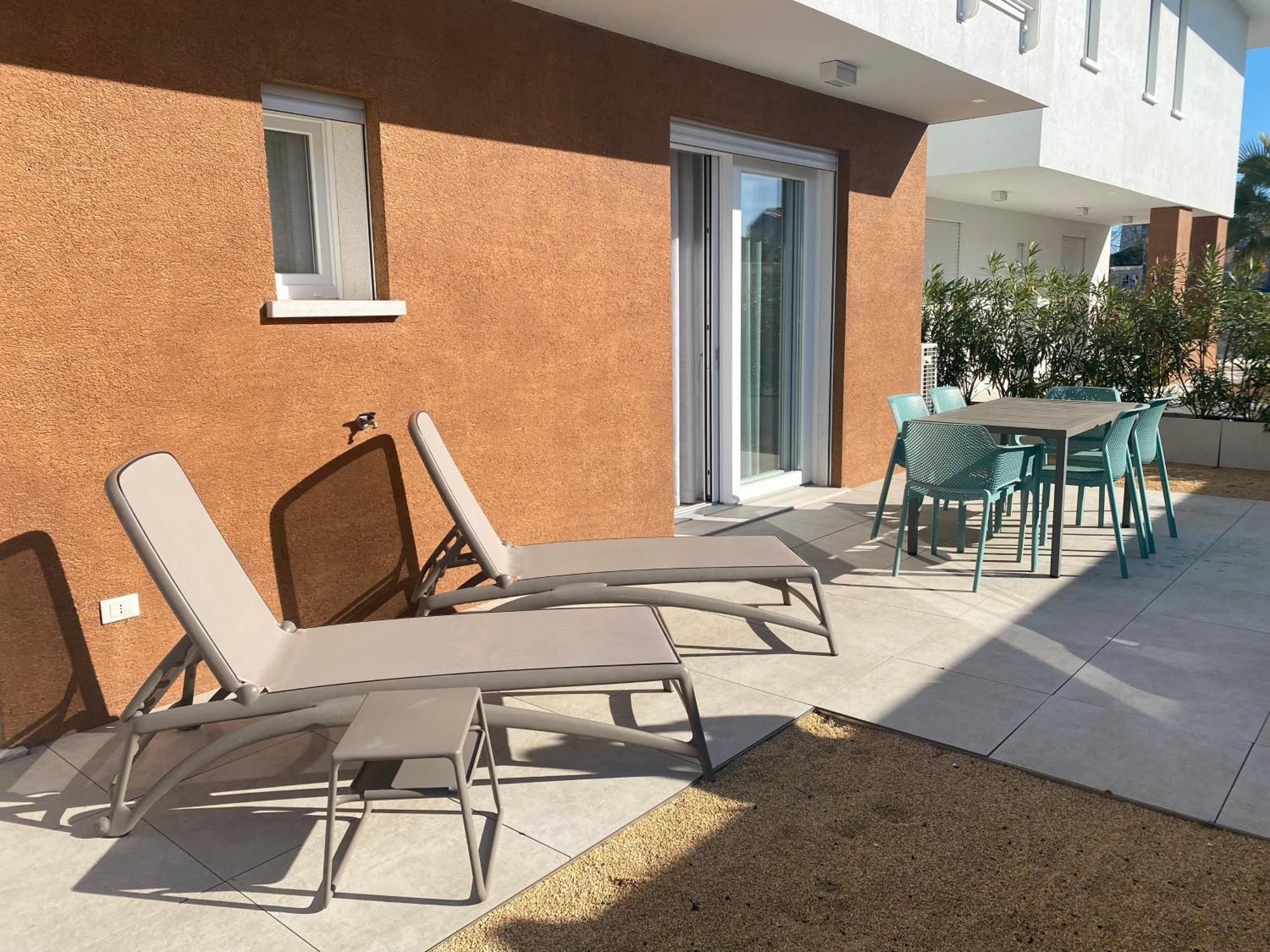 Sun Beach Residence Con Piscina - Piazza Brescia - Adria Holiday Jesolo - Family Apartments Quarto foto